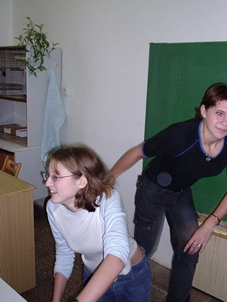 �kola 19. 11. 2003