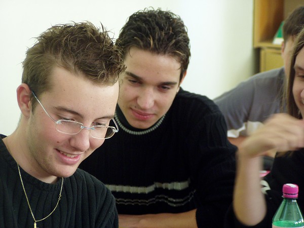 �kola 12. 10. 2004