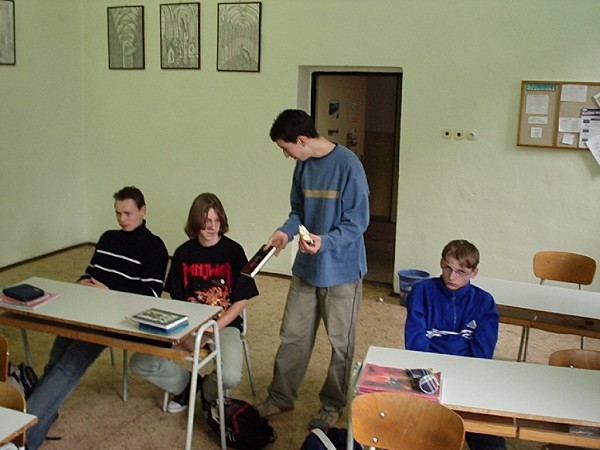 �kola 20. 11. 2003