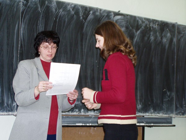 Pololetn� vysv�d�en�